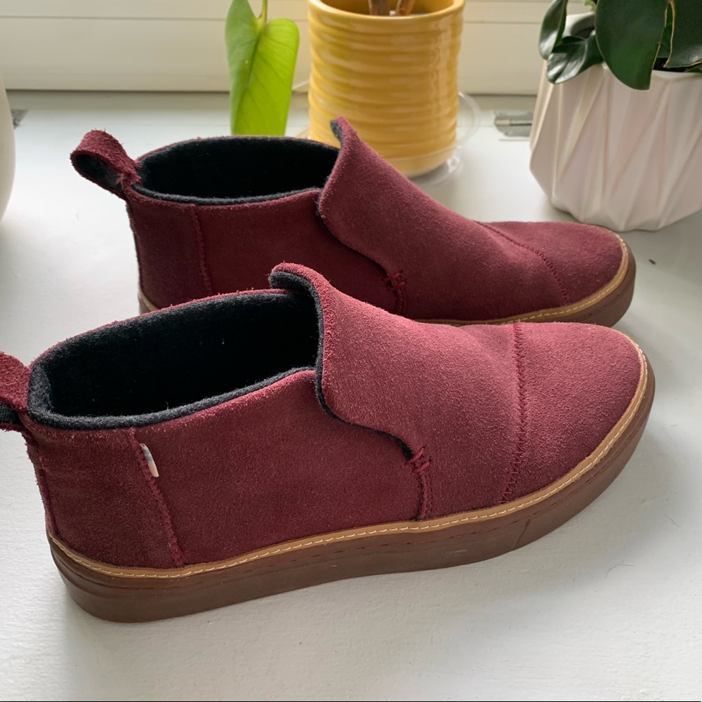 Toms Paxton Booties Red Suede